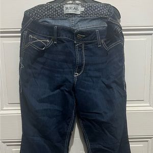 Barely worn like new women’s Ariat 34s